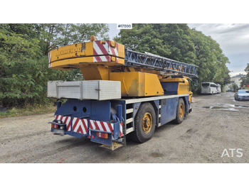 Grue mobile 1998 Liebherr LTM 1030/2: photos 2 Grue mobile 1998 Liebherr LTM 1030/2: photos 2