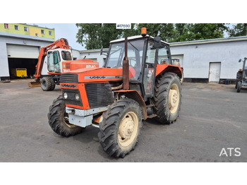 Tracteur agricole URSUS
