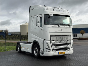 Tracteur routier VOLVO FH13 460