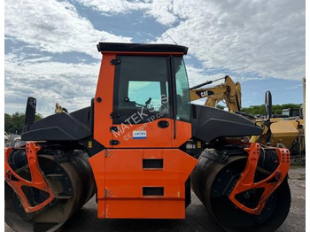 Rouleau compresseur BOMAG