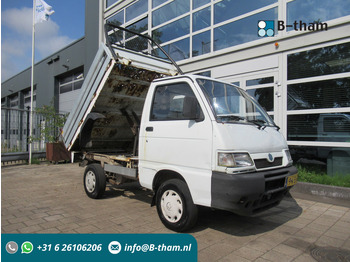 Utilitaire benne PIAGGIO