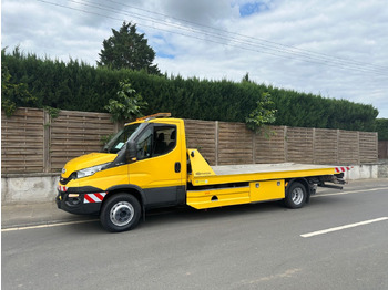 Remorqueuse IVECO Daily 70c18