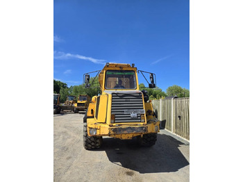 Tombereau articulé Volvo BM A 25: photos 3