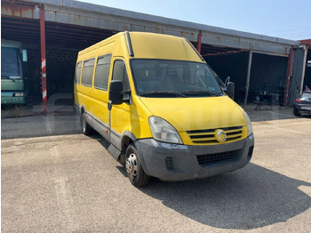 Bus scolaire IVECO Daily