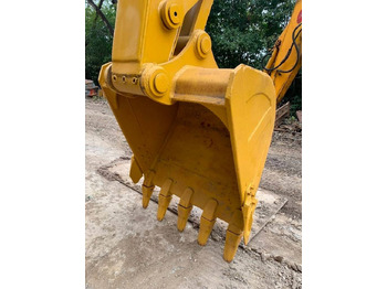 Pelle sur chenille CAT 320D2: photos 4