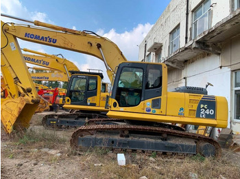 Pelle sur chenille KOMATSU PC240
