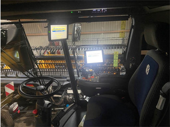 Moissonneuse-batteuse New Holland CR9.90 ST.V EU AMEA: photos 5 Moissonneuse-batteuse New Holland CR9.90 ST.V EU AMEA: photos 5