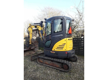 Mini pelle NEW HOLLAND