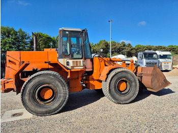 Chargeuse sur pneus HITACHI