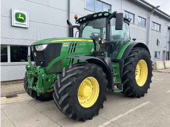 Tracteur agricole JOHN DEERE 6215R