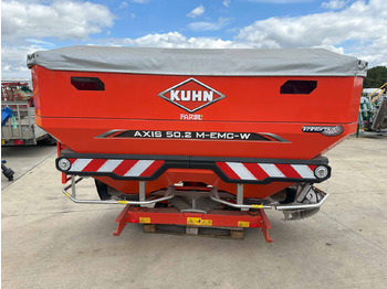 Distributeur d'engrais KUHN