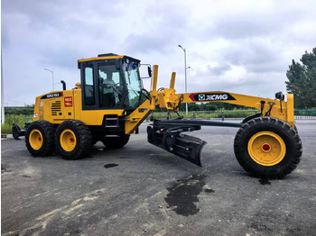 Niveleuse XCMG GR2153