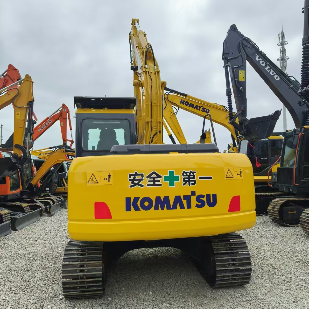 Pelle sur chenille KOMATSU PC110: photos 4