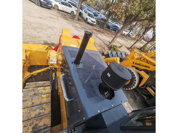 Bulldozer SHANTUI SD16: photos 4