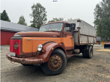 Camion plateau VOLVO