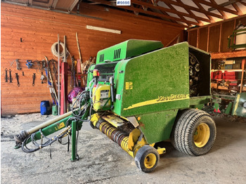 Matériel de fenaison JOHN DEERE 2000 Series