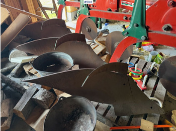 Outils du sol Kverneland Model A 3-furrow plough: photos 5