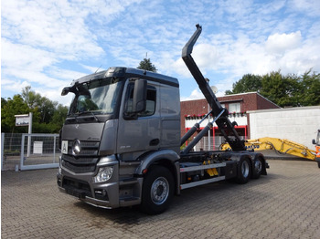 Camion ampliroll MERCEDES-BENZ Actros 2545