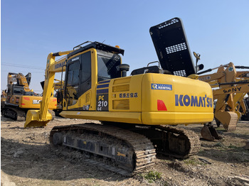 Pelle sur chenille KOMATSU PC210