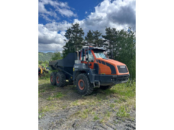 Tombereau DOOSAN DA30