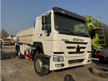 Camion citerne SINOTRUK HOWO
