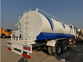 Camion citerne neuf HOWO: photos 5