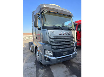 Tracteur routier JAC K7: photos 2