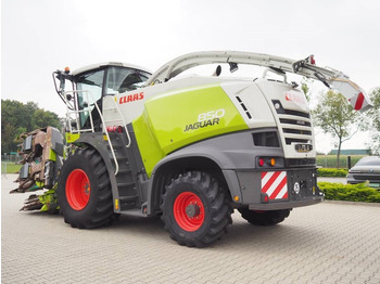 Ensileuse Claas Jaguar 850 4WD + Orbis 600 SD: photos 2