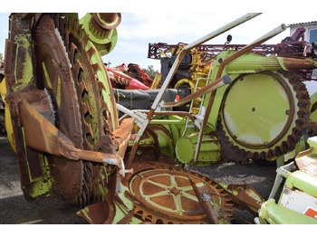 Cueilleur de maïs CLAAS