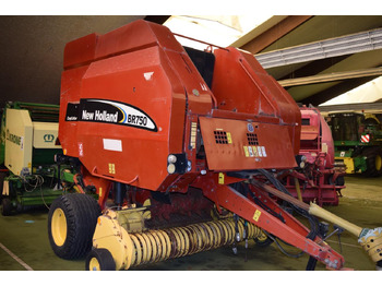 Presse à balles rondes NEW HOLLAND