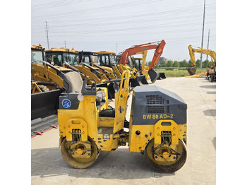 Compacteur à pieds de mouton/ Monocylindre BOMAG