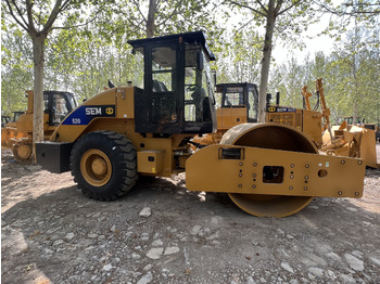 Compacteur à pieds de mouton/ Monocylindre neuf SEM SEM520: photos 3 Compacteur à pieds de mouton/ Monocylindre neuf SEM SEM520: photos 3