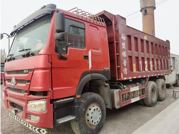 Camion benne SINOTRUK HOWO