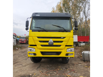 Camion benne SINOTRUK HOWO