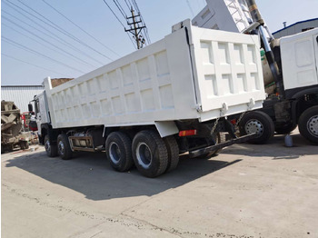 Camion benne SINOTRUK HOWO: photos 3