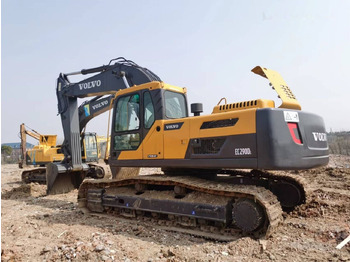 Pelle sur chenille VOLVO EC290