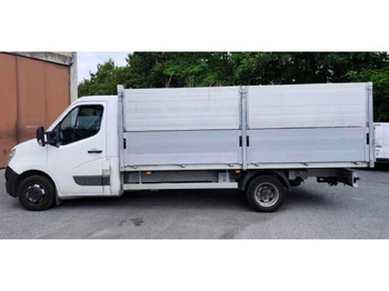 Utilitaire plateau NISSAN