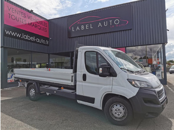 Utilitaire plateau PEUGEOT Boxer