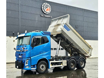 Camion benne VOLVO FH16 750