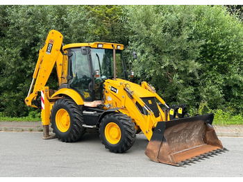 Tractopelle JCB 3CX