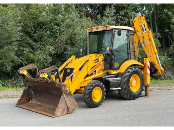 Tractopelle JCB 3CX