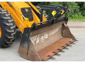 Tractopelle JCB *Koparko Ładowarka* JCB 4CX SPROWADZONA Bardzo Dobry Stan: photos 2 Tractopelle JCB *Koparko Ładowarka* JCB 4CX SPROWADZONA Bardzo Dobry Stan: photos 2