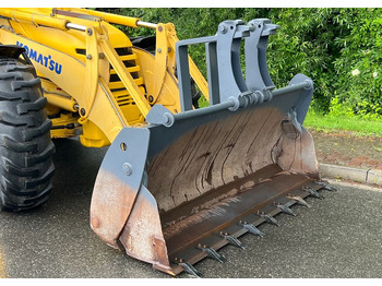 Tractopelle Komatsu * Koparko Ładowarka * Komatsu WB 97 S Utility *: photos 2