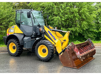 Chargeuse sur pneus Komatsu Ładowarka KOMATSU WA 90 STAN IDEALNY: photos 2