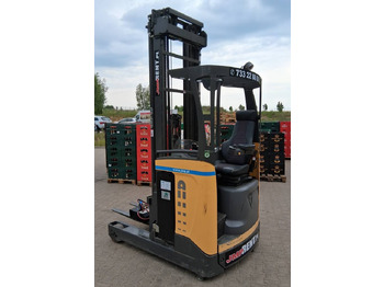 Chariot à mât rétractable UNICARRIERS