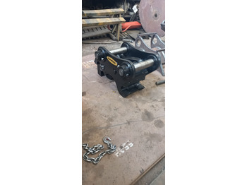Attache rapide pour Pelle de manutention neuf Doosan: photos 4