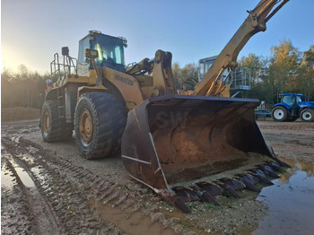 Chargeuse sur pneus KOMATSU WA600-6