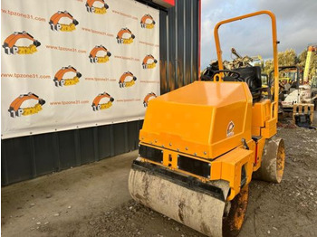Compacteur Ammann AV20 à 6900 € HT: photos 2
