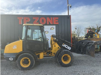 Valet de ferme JCB