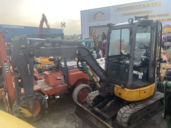 Mini pelle KOMATSU PC26MR-3